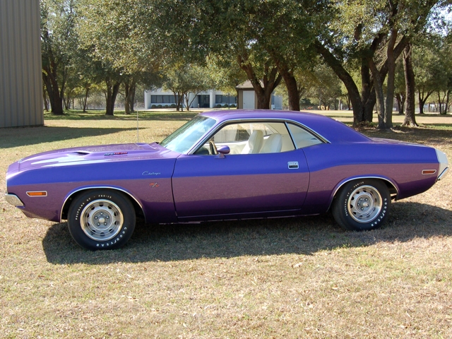 [Image: 1970-plum-crazy-purple-dodge-challenger-rt-2.jpg]
